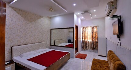 Hotel Sahil Palace Room Type - Deluxe Room