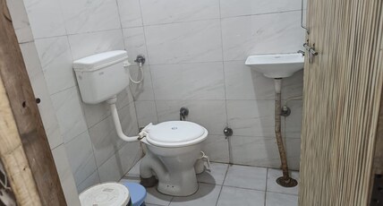 Hotel Trishla Inn Room Type - NON AC Double Occupancy Standard room
