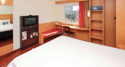 Hotel ibis Buenos Aires Congreso Room Type - Standard Room with double bed Hotel ibis Buenos Aires Congreso Room Type - Standard Room with double bed