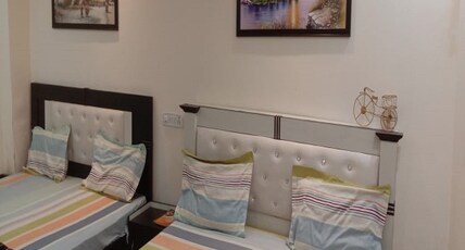 Hotel Oscar & Banquet Room Type - Super Deluxe Family Ac Room