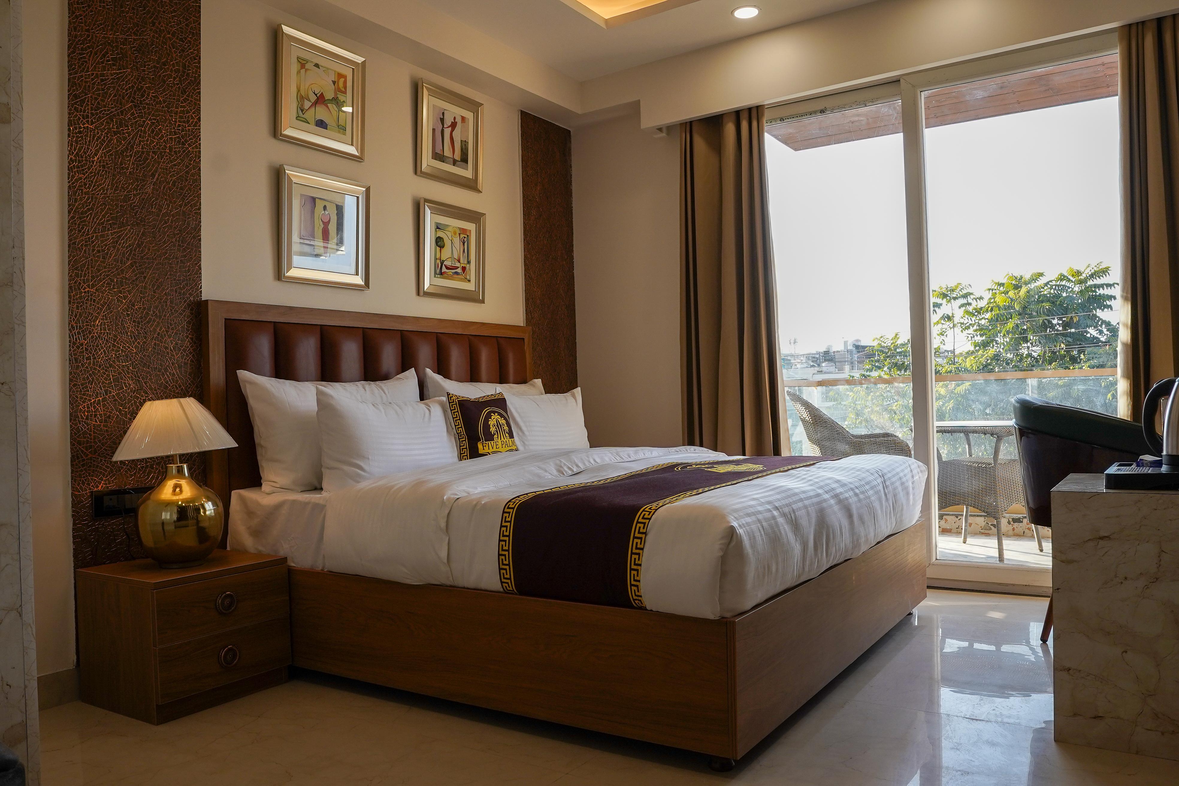 Five Palms Hotel - Tap to explore photos