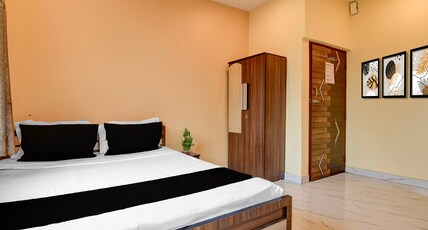 Super Hotel O Agarpara Railway Station Road Formerly Chowdhury Guest House Room Type - Deluxe Room