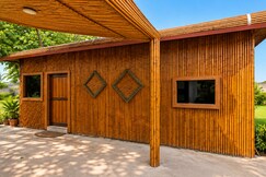 KV Sparrow Nest Farmhouse