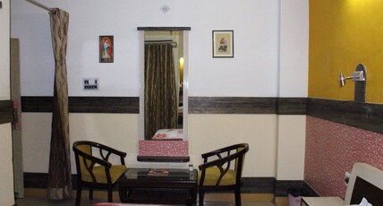 Hotel Mansarovar Room Type - Deluxe Room