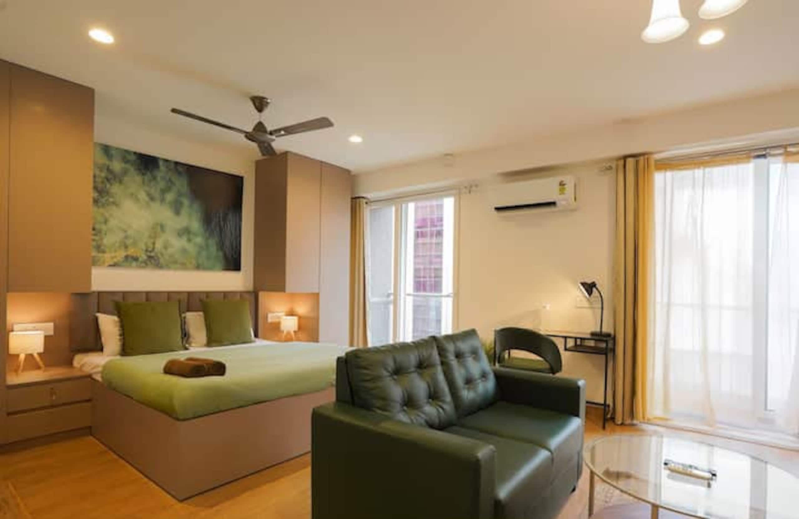 Flat in Viman Nagar - Tap to explore photos