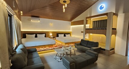 Urmilaa Green County Resort Room Type - Sunset Suite Room