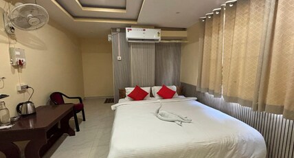 Hotel Famy Palace Room Type - Double AC Room