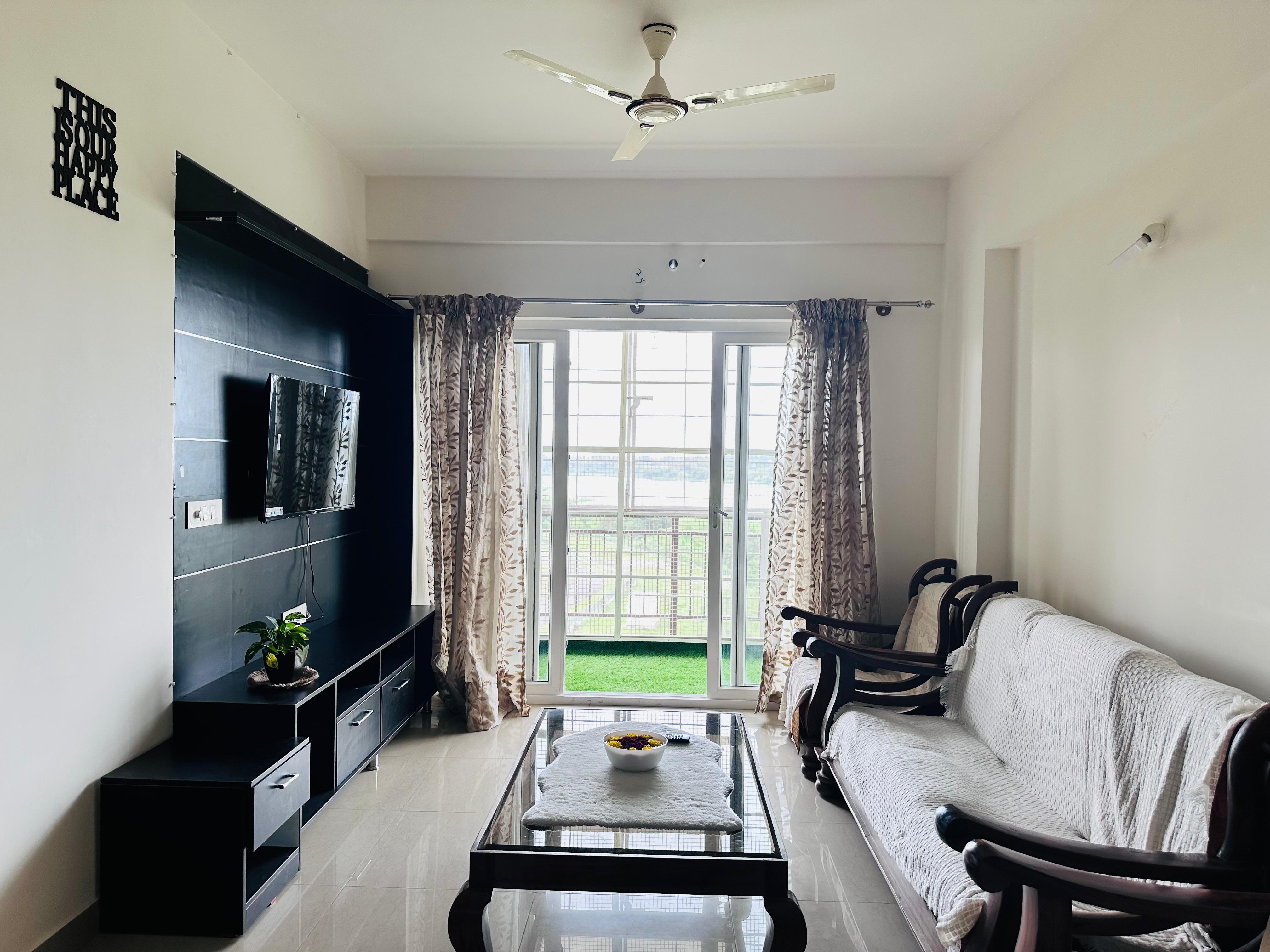 Pearl Home Service Apartment - Tap to explore photos