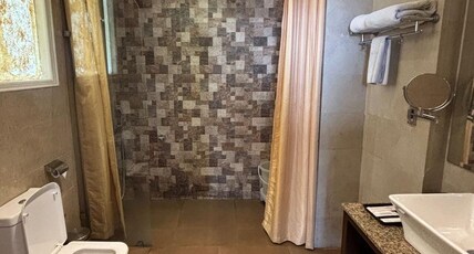 Regenta Resort & Spa Mashobra Shimla Room Type - Super Deluxe Room With Valley View