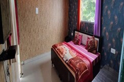 The Forest Cafe,  Kanatal