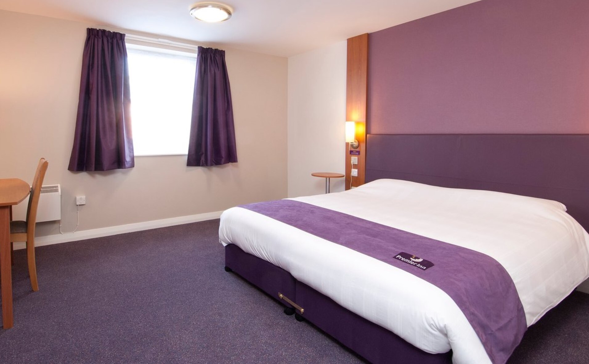 Premier Inn Ipswich South - Tap to explore photos