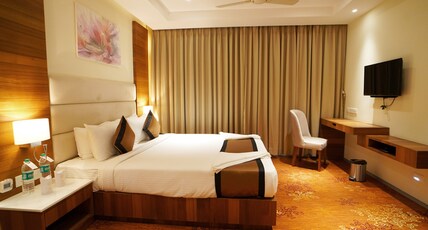 Antique Regency Room Type - Mini Suite