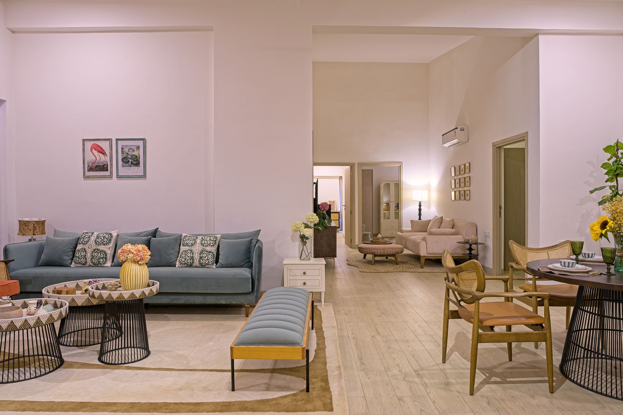 Casa Lumina Luxury 4 BHK with Pool and GYM | tisyastays - Tap to explore photos