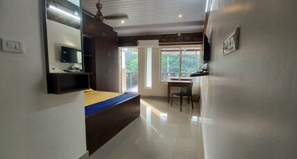 Jeena Hotel Room Type - Deluxe AC Rooms