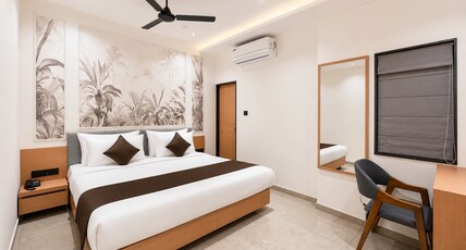 Hotel Rushikesh Inn Room Type - Superior King Bed Room