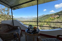 Kumaon Roop Cottages