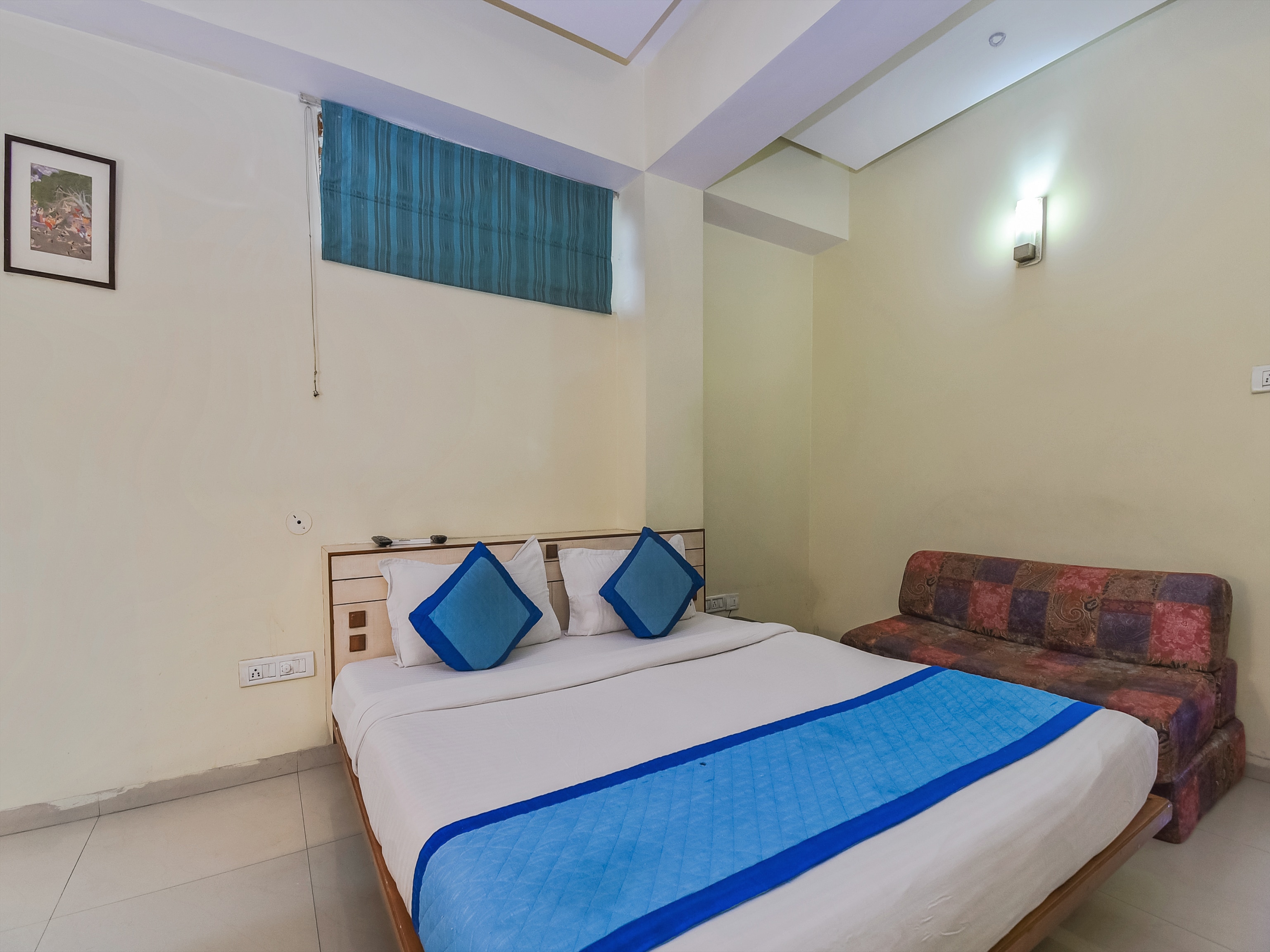 Hotel Marc Inn Vaishali Nagar - Tap to explore photos