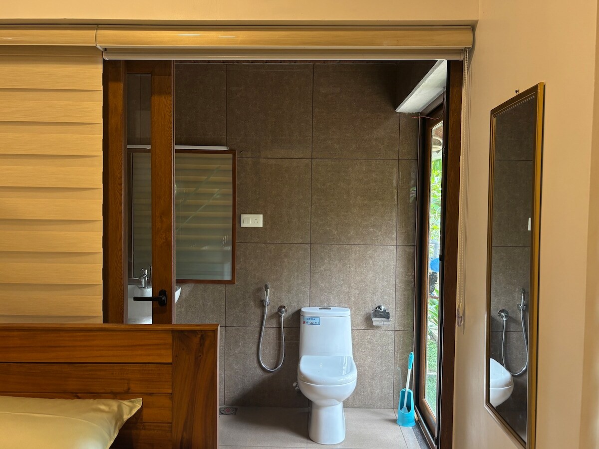 Bluewoods Homestay Cozy Nature Stay - Tap to explore photos