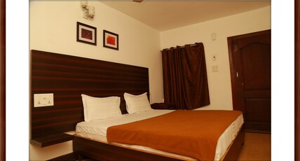 Hotel Holiday Break Room Type - Double Deluxe Room
