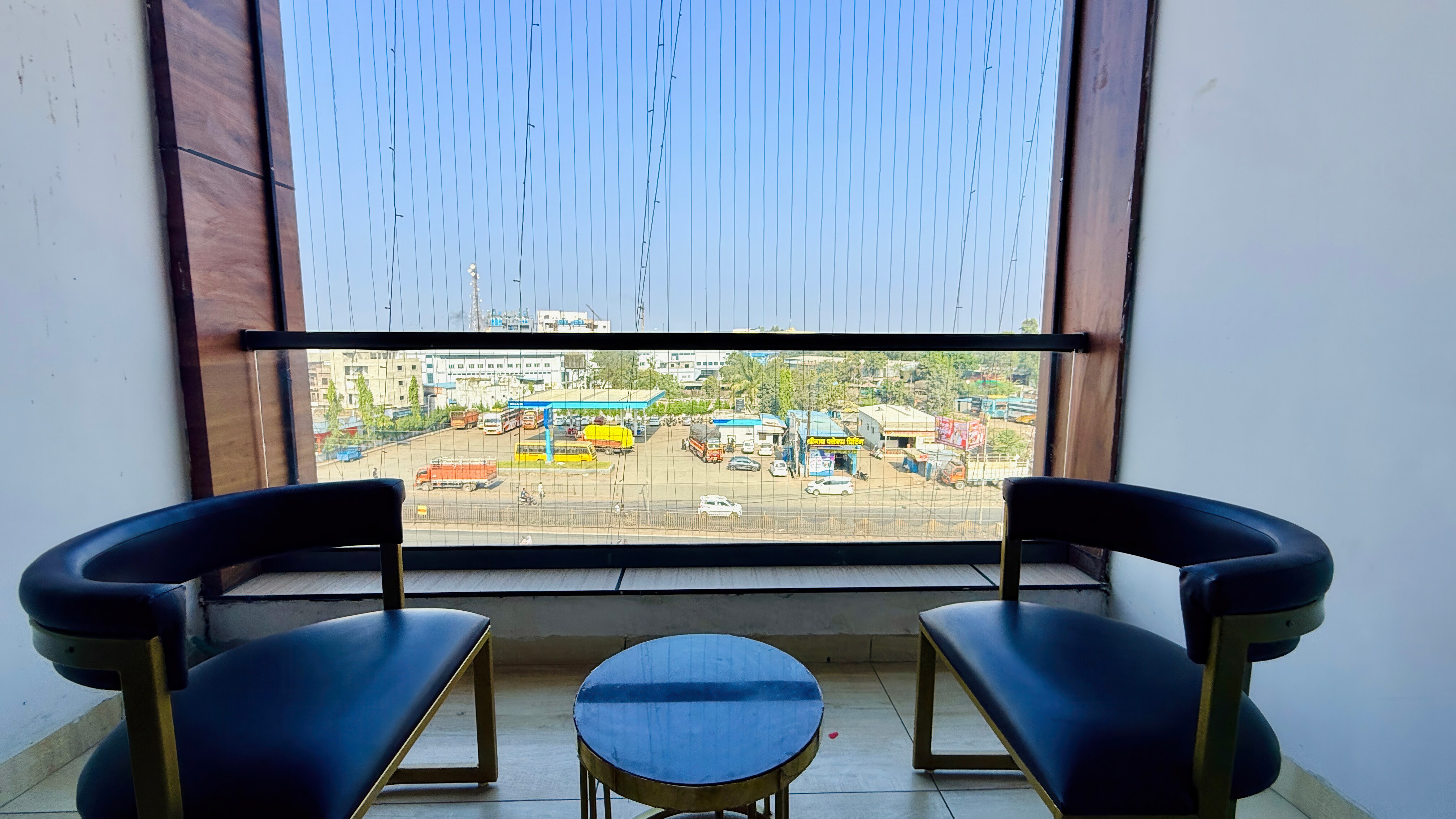 Pheonix Luxury Inn Hotel - Tap to explore photos