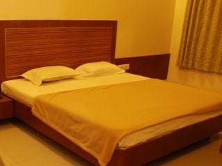 Hotel Leelavati - Tap to explore photos