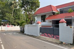 Temple Courtyard Homestay