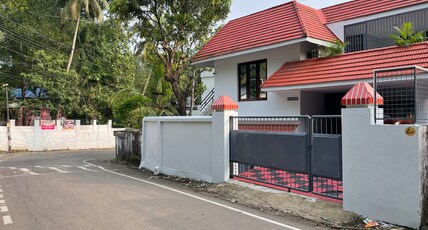 Temple Courtyard Homestay Room Type - Temple Courtyard Homestay