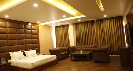 Hotel Newyork Plaza Room Type - Suite Room
