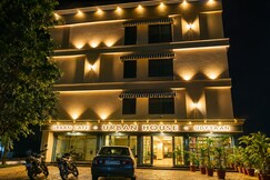 HOTEL URBAN HOUSE