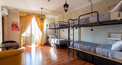 Ostello Bello Roma Room Type - 8 Bed Private Room