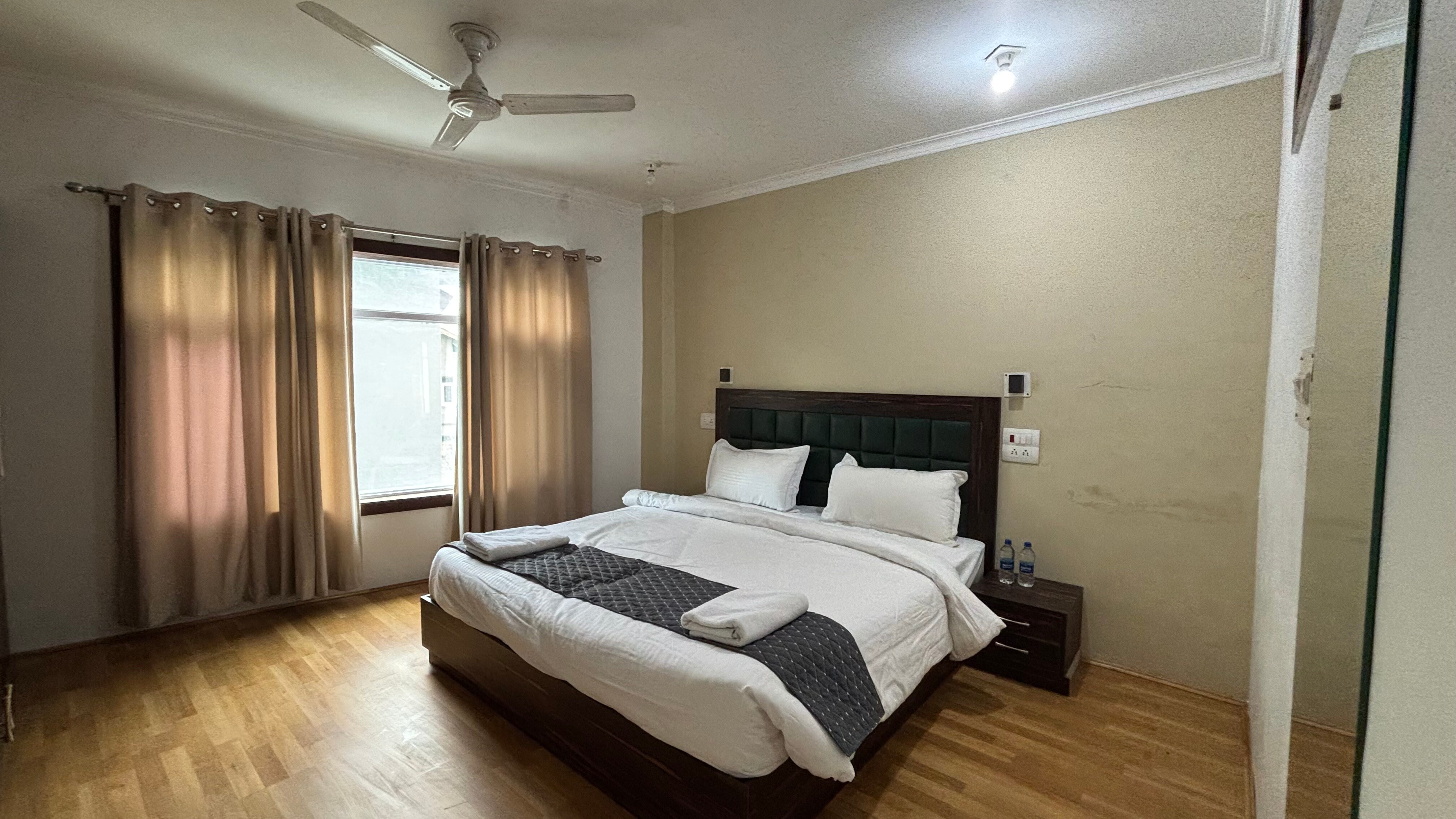 Hotel Alif Stay - Tap to explore photos