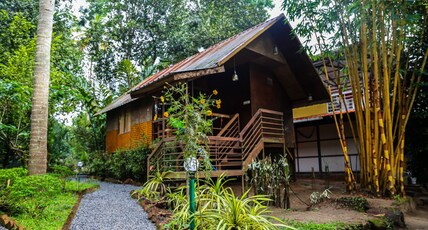 Riverside Cottages by Lets Inn Room Type - Bamboo Villa