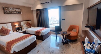 Hotel The Grand Chittor Room Type - RIVER AND FORT VIEW ROOM TWIN BED