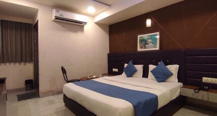 Hotel Avadh Palace, Subhash Bridge, Ahmedabad Room Type - Deluxe Double Room (Non AC)