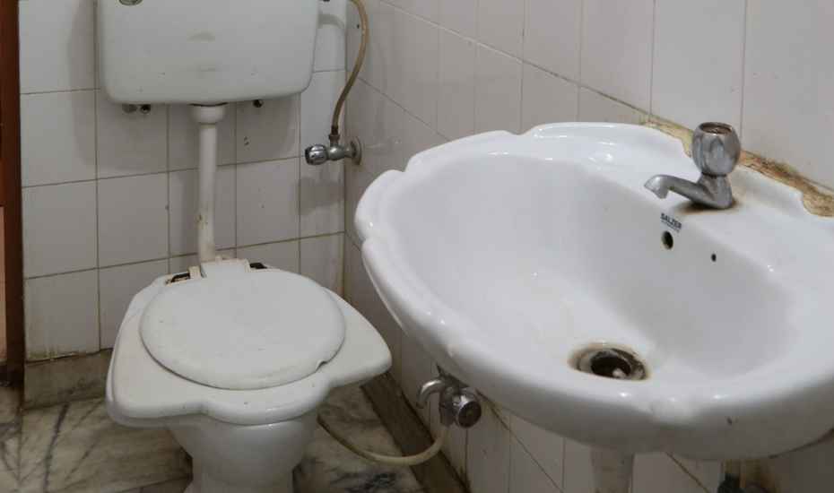 hotel sixer - Tap to explore photos