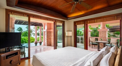 Centara Grand Beach Resort Phuket Room Type - Premier Suite Private Pool Club King