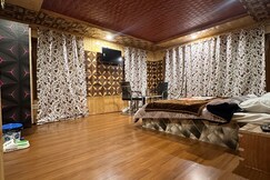 The Posh Pahalgam (Managed By MeeAab Multi Services)