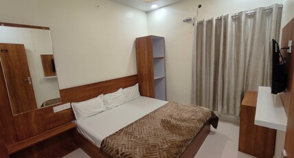 Hotel Shree Ujjain Room Type - Standard Double Room
