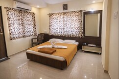 Hotel Sai Neelam