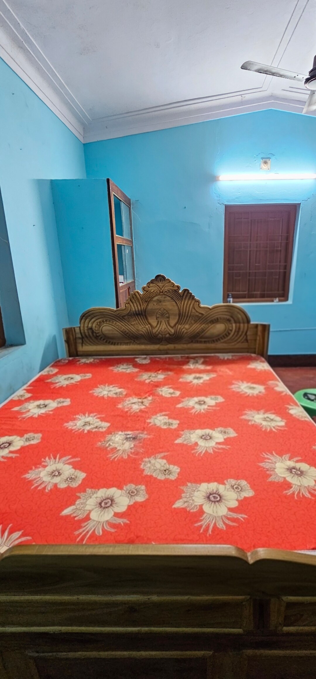 Friendly home stay - Tap to explore photos