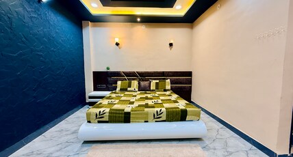 Manu Family Guest House Room Type - Double Bed Non AC Room