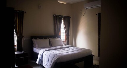 Maliyakal Homestay Room Type - Deluxe AC Room