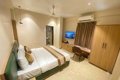Hotel Banyan Crest