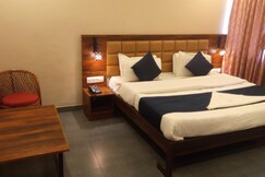Hotel Samrat