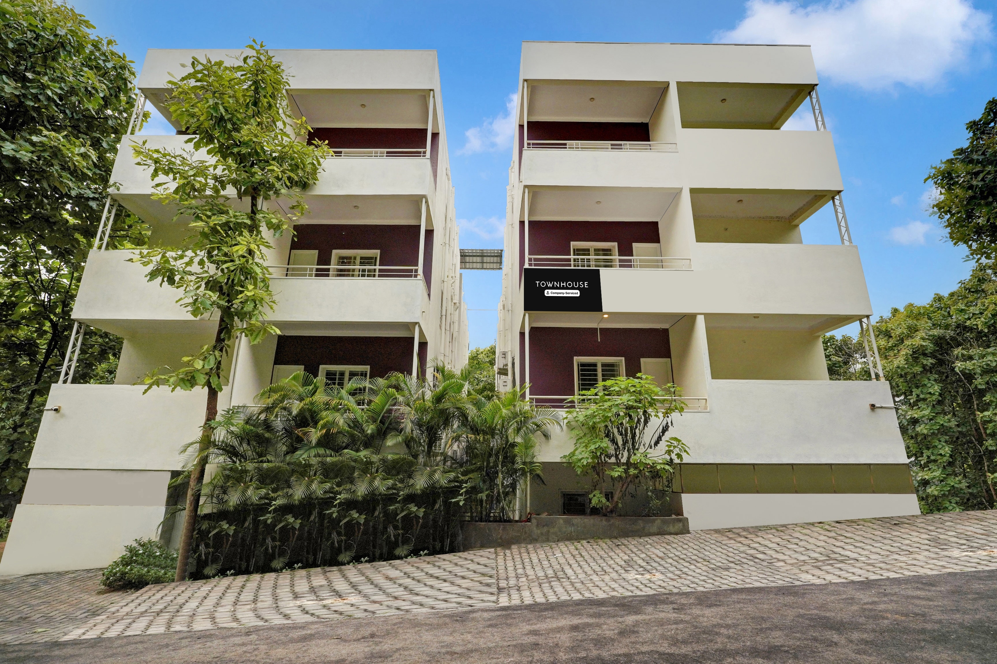 Super Townhouse Hebbal Mysore Formerly Green Orchid Resort - Tap to explore photos