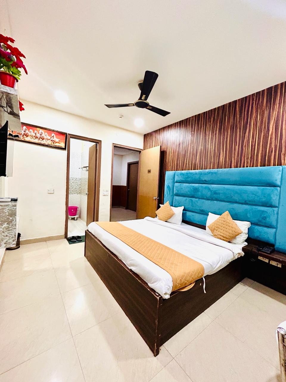 Hotel Aero Indus - Tap to explore photos