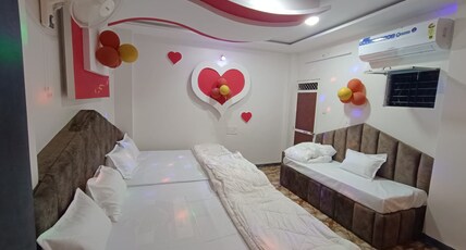 Hotel Madhurya Inn Room Type - Special Deluxe Room