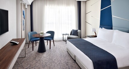 Movenpick Hotel Downtown Dubai Room Type - Deluxe king