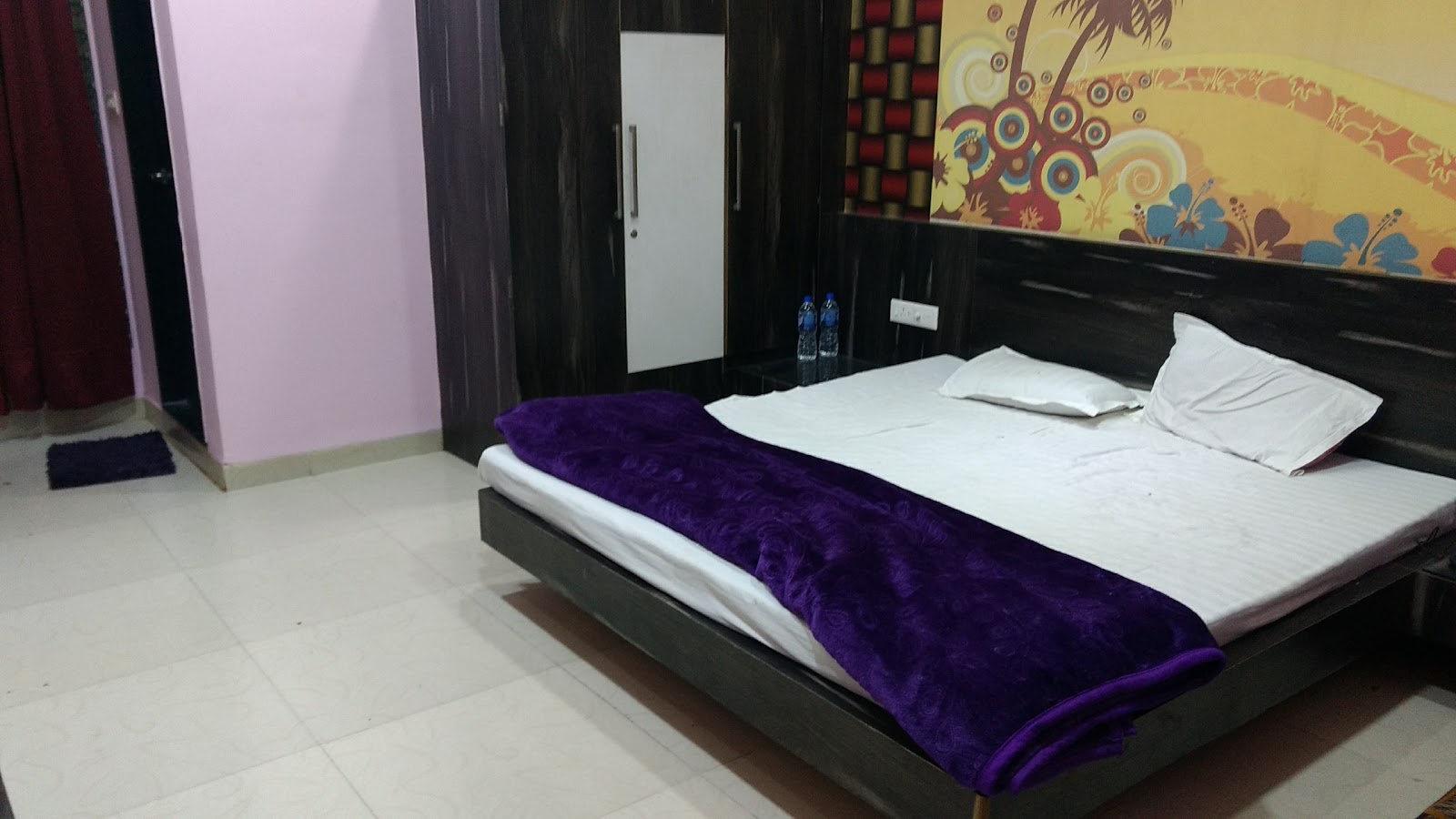 Kanha Vatika And Resort - Tap to explore photos