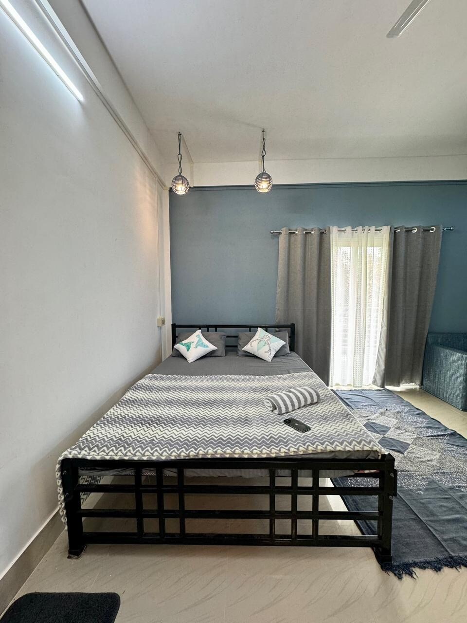Preeti s stay kitchen AC balcony couple friendly - Tap to explore photos